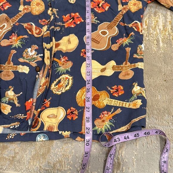 Vintage John Severson - Kahala Artist Series Men's Aloha Shirt --  Size Large - Picture 6 of 6